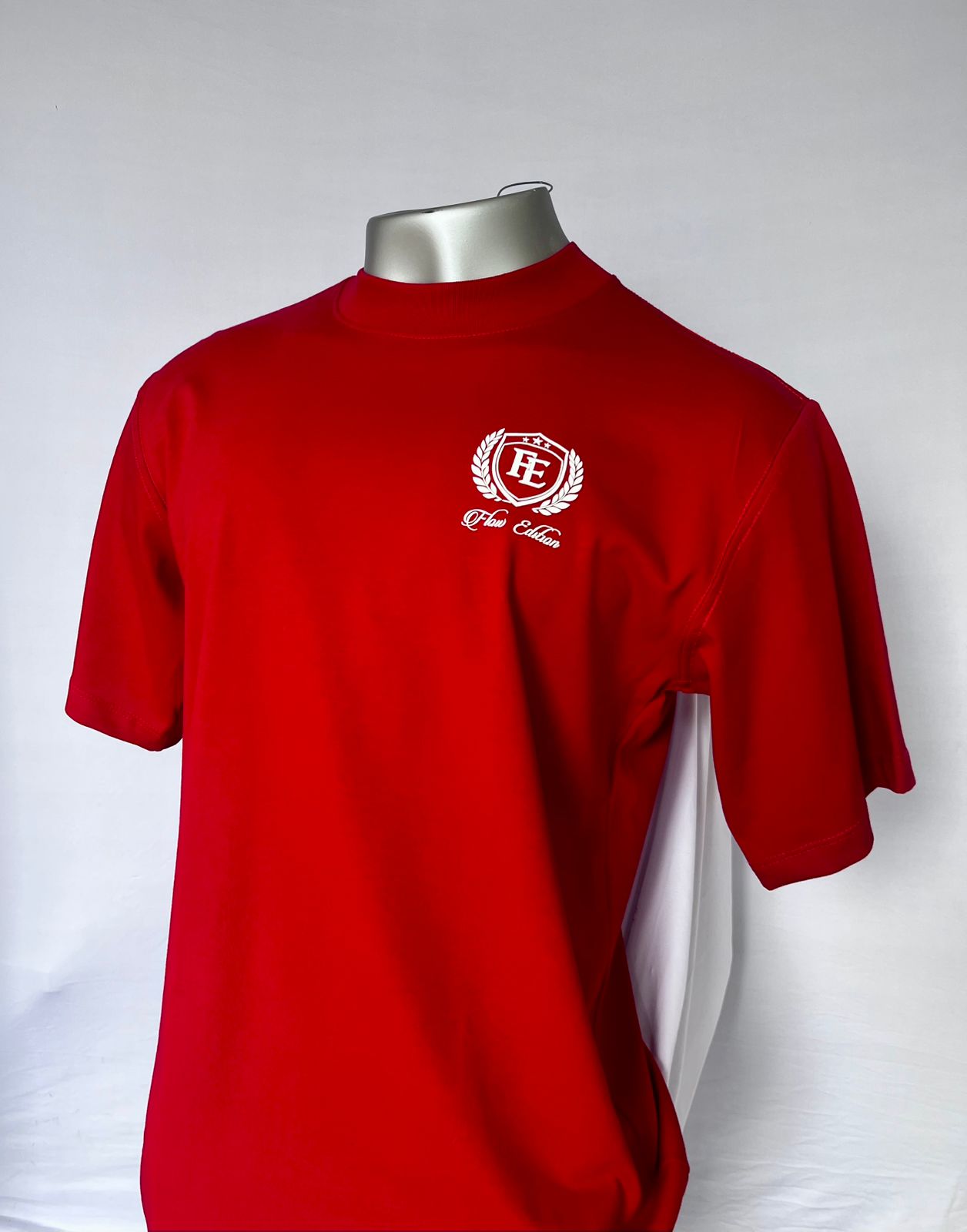 Camiseta roja premium Flow Edition — vista frontal